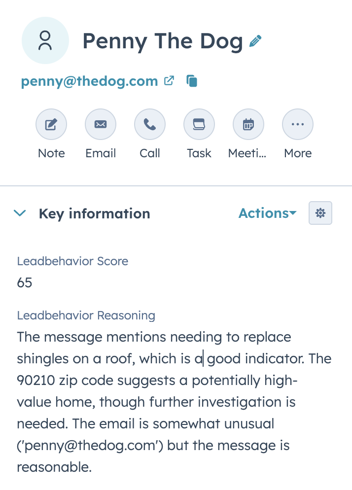 HubSpot contact showing Leadbehavior Score and AI reasoning